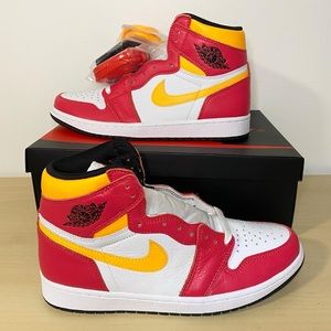 Air Jordan 1 Retro High Light Fusion Red